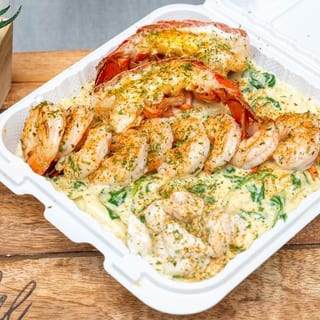 Goldies shell pasta