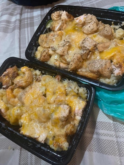 Omg (chicken, shrimp, crab & salmon).