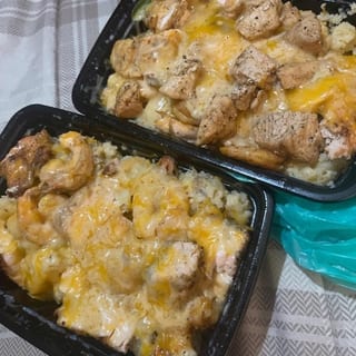 Omg (chicken, shrimp, crab & salmon)