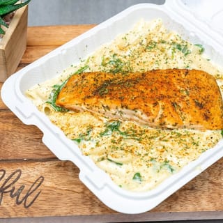 Salmon pasta